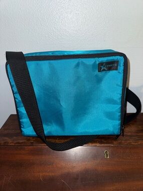 Vintage Starite 22 CD Soft Shell Carrying Case Adjustable Strap